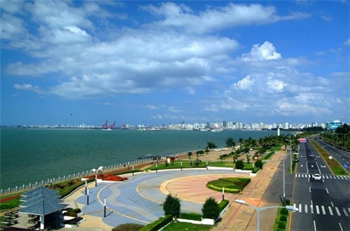 足球十大花式传球动作（足球基础传球动作教学）